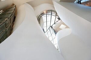 frank-gehry-guggenheim-museum-bilbao.jpg