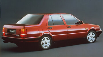 Lancia thema - 2.jpg