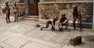 300px-Paul_street_boys_sculpture_PB110359.jpg
