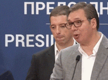 marko-djuric-marko-djuric-aplauz.gif