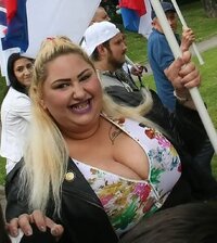 Gp3kAC9XgAA9kgy.jpg