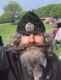 četnik-s-nožem.jpg