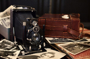 camera-711040_1920.jpg