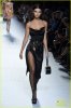 kendall-jenner-gigi-hadid-bella-hadid-versace-milan-show-09.jpg