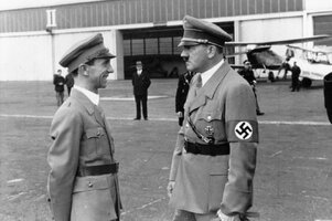 gebels-i-hitler-0515349783.jpg